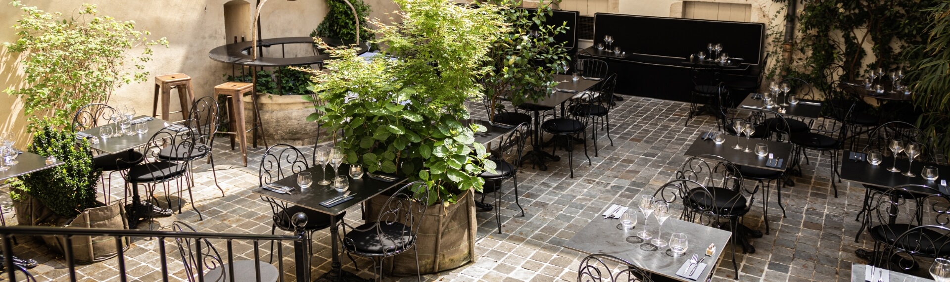 patio jardin restaurant patio hotel particulier dijon bourgogne