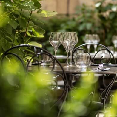 Drwine bar à vin dijon gastronomie patio cour intérieur ombragée jardin